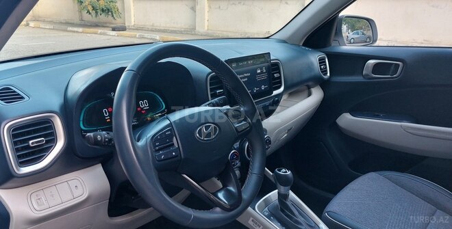 Hyundai Venue 2024, 9,000 km - 1.6 l - Bakı