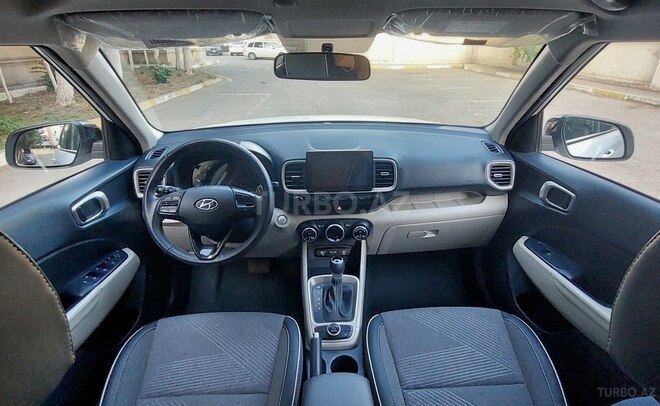 Hyundai Venue 2024, 9,000 km - 1.6 l - Bakı