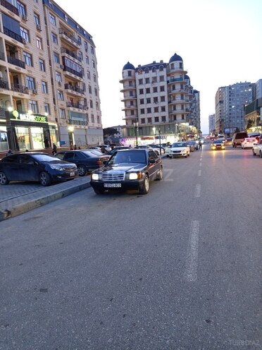 Mercedes 190 1990, 551,056 km - 2.0 l - Bakı