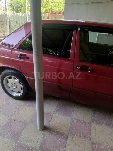 Mercedes 190 1990, 404,800 km - 2.0 l - Göygöl