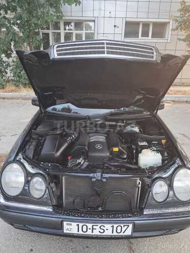 Mercedes E 240 1998, 235,000 km - 2.4 l - Bakı