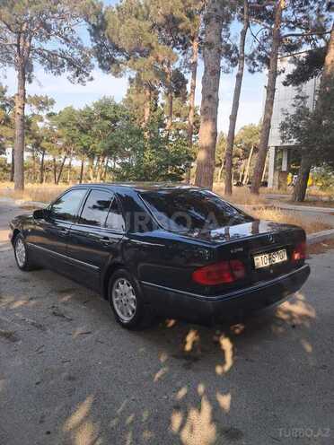 Mercedes E 240 1998, 235,000 km - 2.4 l - Bakı
