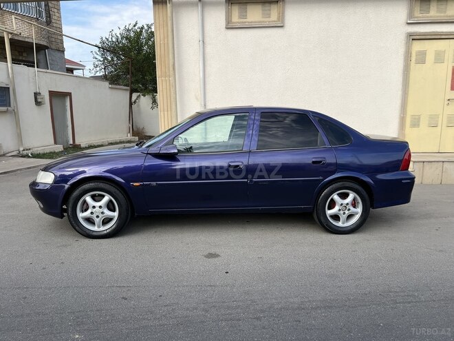 Opel Vectra 1998, 245,000 km - 2.0 l - Bakı