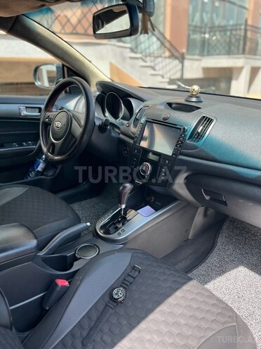 Kia Cerato Koup 2009, 220,000 km - 1.6 л - Bakı