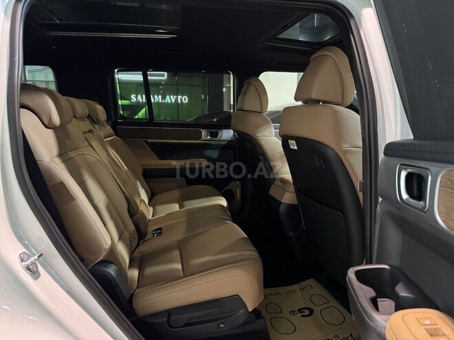 Hyundai Santa Fe-13