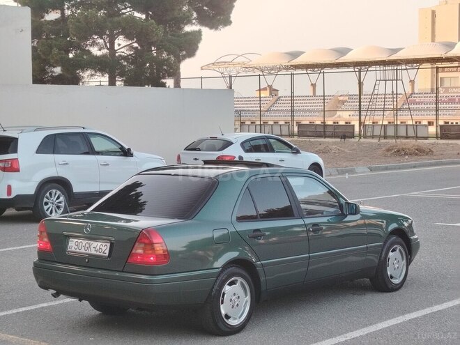 Mercedes C 180 1995, 340,000 km - 1.8 l - Sumqayıt