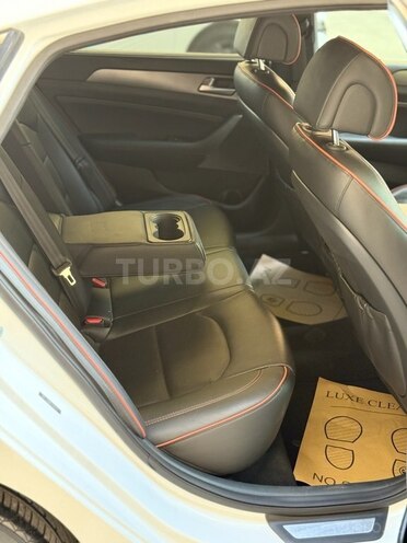 Hyundai Sonata-7
