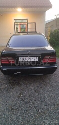 Mercedes E 270 1999, 677,287 km - 2.7 l - İmişli