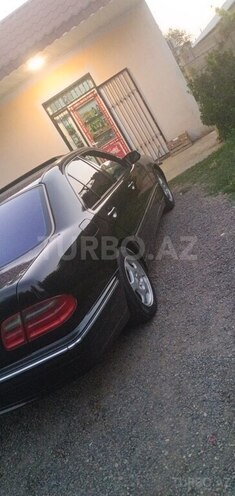 Mercedes E 270 1999, 677,287 km - 2.7 l - İmişli