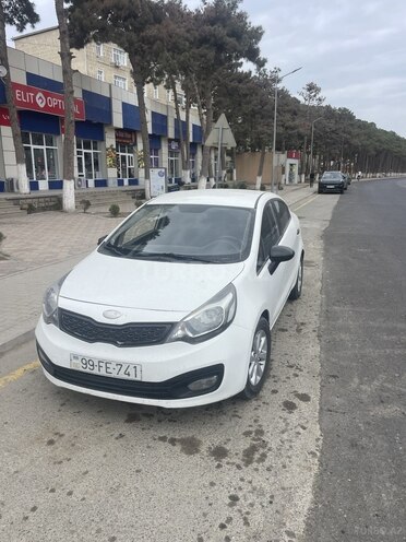 Kia Rio 2013, 40,180 km - 1.4 l - Neftçala