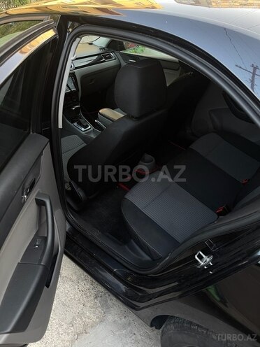 SEAT Toledo 2014, 215,000 km - 1.6 л - Bakı