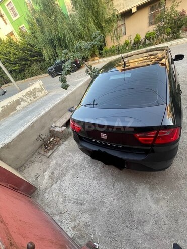 SEAT Toledo 2014, 215,000 km - 1.6 л - Bakı