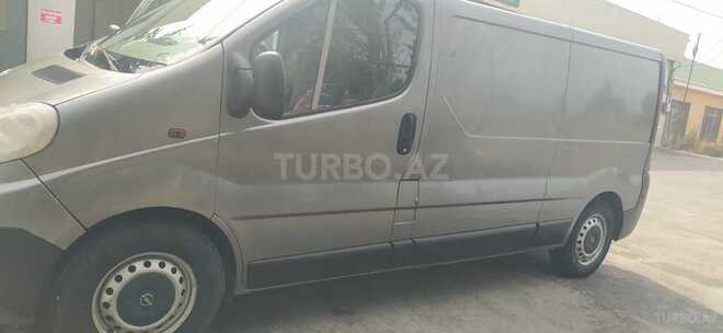 Opel Vivaro 2012, 335,000 km - 2.5 l - Bakı