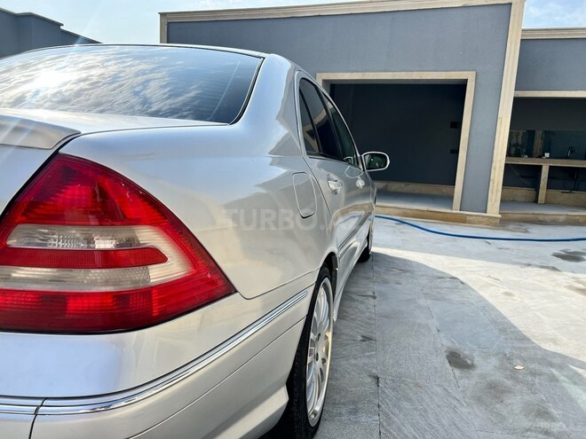Mercedes C 230 2006, 270,000 km - 2.5 l - Bakı