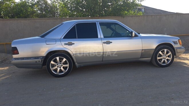 Mercedes E 300 1995, 400,000 km - 3.0 l - Naxçıvan