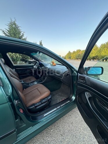 BMW 523 1997, 400,000 km - 2.5 л - Füzuli