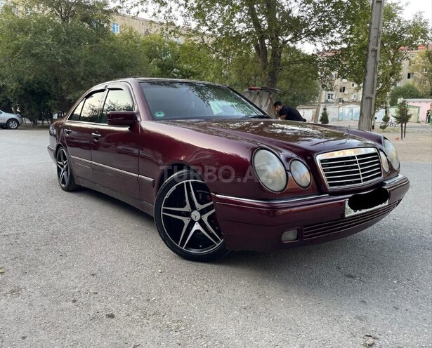 Mercedes E 230 1998, 225,566 km - 2.3 l - Bakı