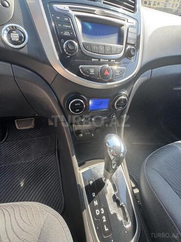 Hyundai Accent 2013, 205,000 km - 1.6 l - Bakı