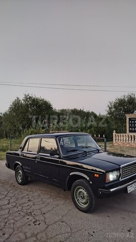 LADA (VAZ) 2107 2010, 8,300 km - 1.6 l - Saatlı