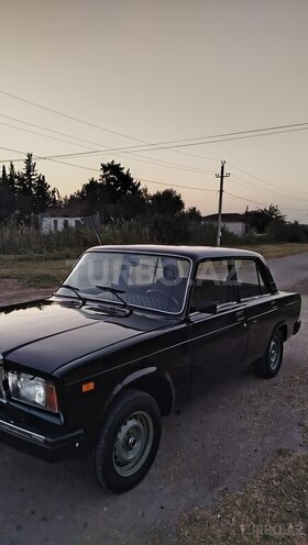 LADA (VAZ) 2107 2010, 8,300 km - 1.6 l - Saatlı