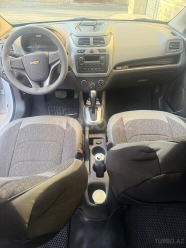 Chevrolet Cobalt-9