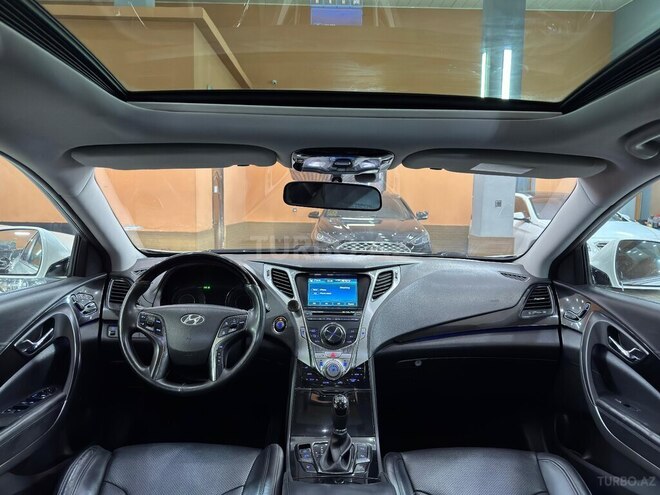 Hyundai Grandeur-4