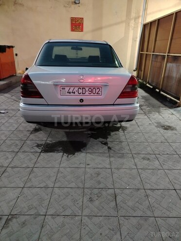 Mercedes C 180-2