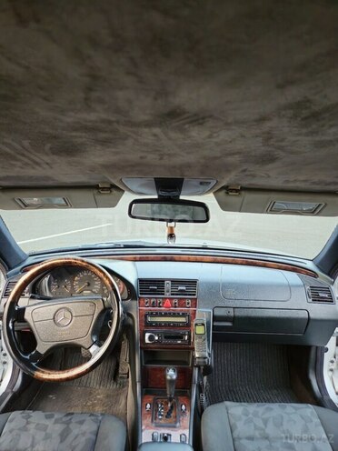Mercedes C 220 d 2000, 3,045,900 km - 2.2 l - Zaqatala