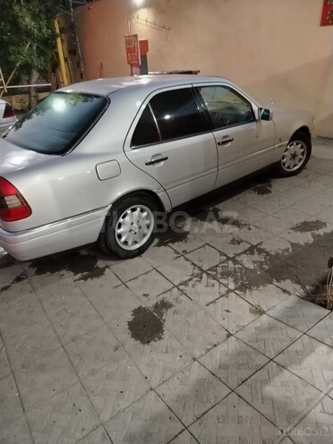 Mercedes C 180-7