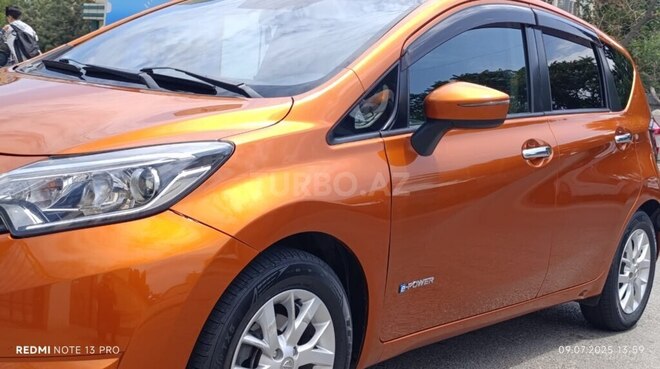 Nissan Note-4