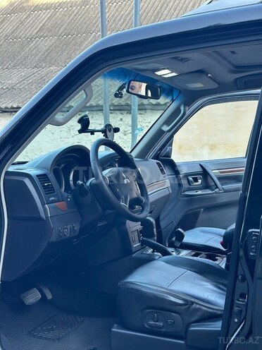 Mitsubishi Pajero 2009, 163,000 km - 3.0 l - Bakı
