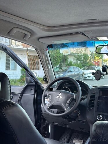 Mitsubishi Pajero 2009, 163,000 km - 3.0 l - Bakı