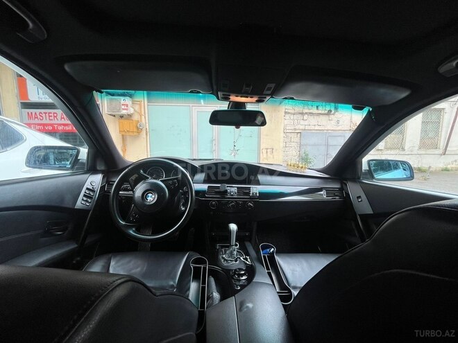 BMW 520 2005, 250,000 km - 2.2 l - Bakı