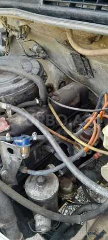 GAZ 32212 2001, 584,455 km - 2.4 л - Salyan