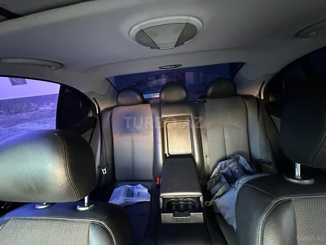 Mercedes E 300 2006, 444,000 km - 3.0 l - Sabirabad