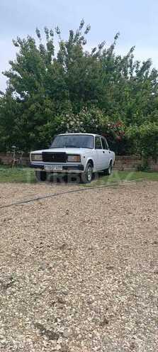 LADA (VAZ) 2107 1998, 200,000 km - 1.6 l - Salyan