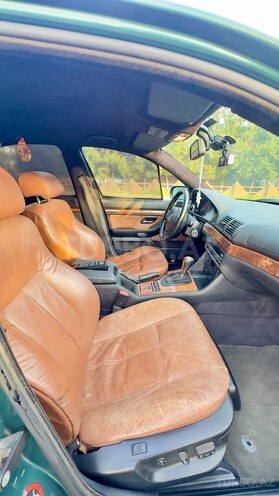 BMW 523 1998, 324,000 km - 2.8 л - Lənkəran