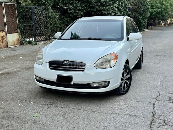 Hyundai Accent 2009, 275,450 km - 1.4 л - Bakı