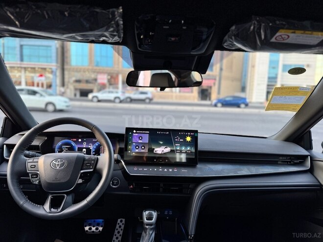 Toyota Camry-16