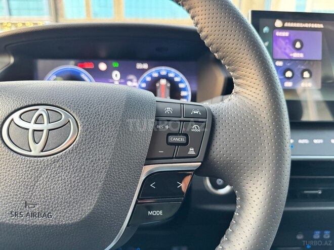 Toyota Camry-18