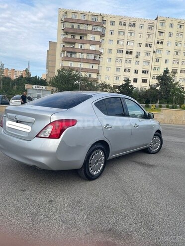 Nissan Sunny 2013, 234,268 km - 1.5 l - Bakı