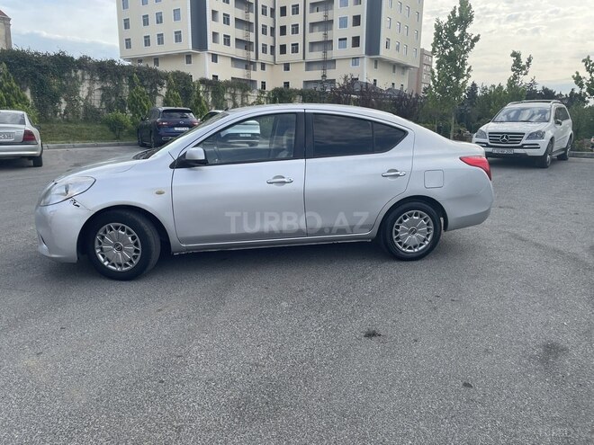Nissan Sunny 2013, 234,268 km - 1.5 l - Bakı