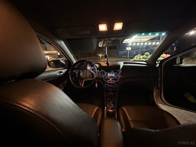 Hyundai Accent 2016, 118,443 km - 1.4 l - Bakı