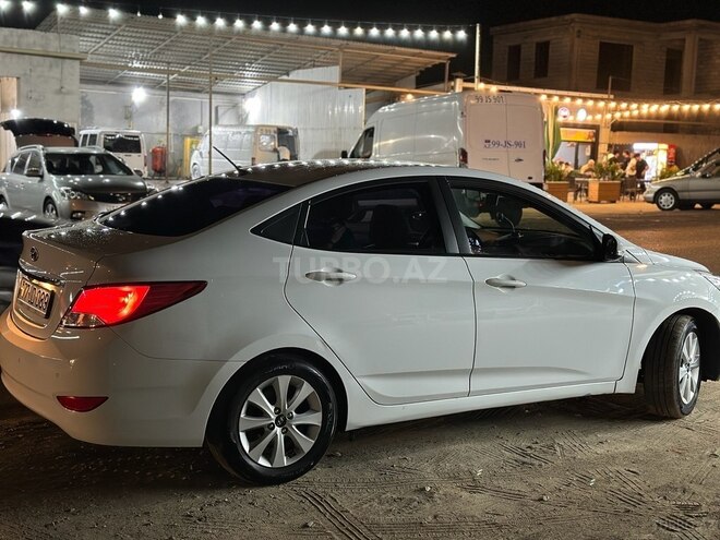Hyundai Accent 2016, 118,443 km - 1.4 l - Bakı