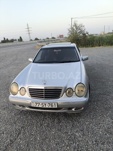 Mercedes E 220 d 2001, 450,000 km - 2.2 л - Ucar