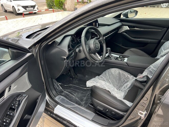 Mazda 3-9