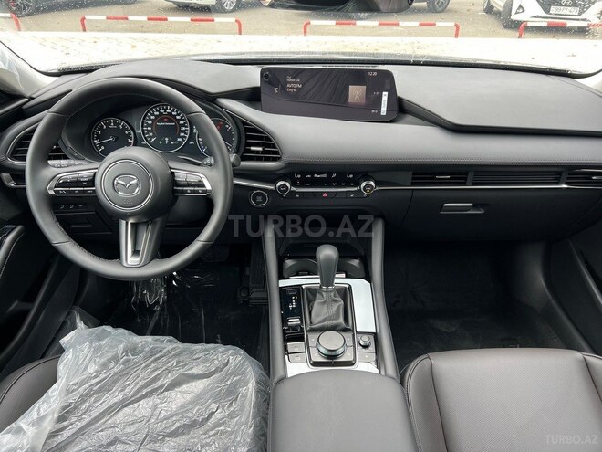 Mazda 3-15