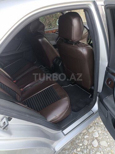 Mercedes E 220 d 2001, 450,000 km - 2.2 л - Ucar