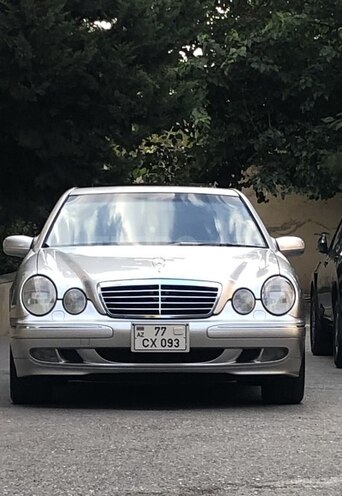 Mercedes E 320 2001, 185,000 km - 3.2 l - Bakı