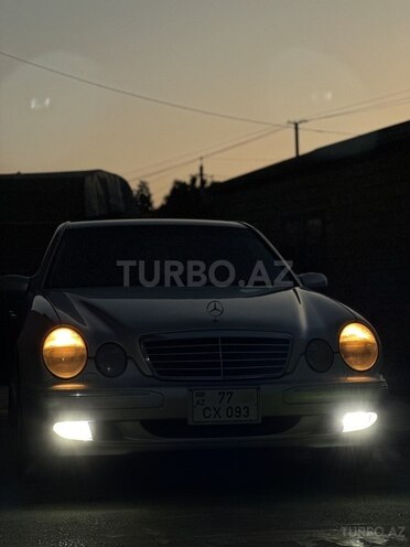 Mercedes E 320 2001, 185,000 km - 3.2 l - Bakı